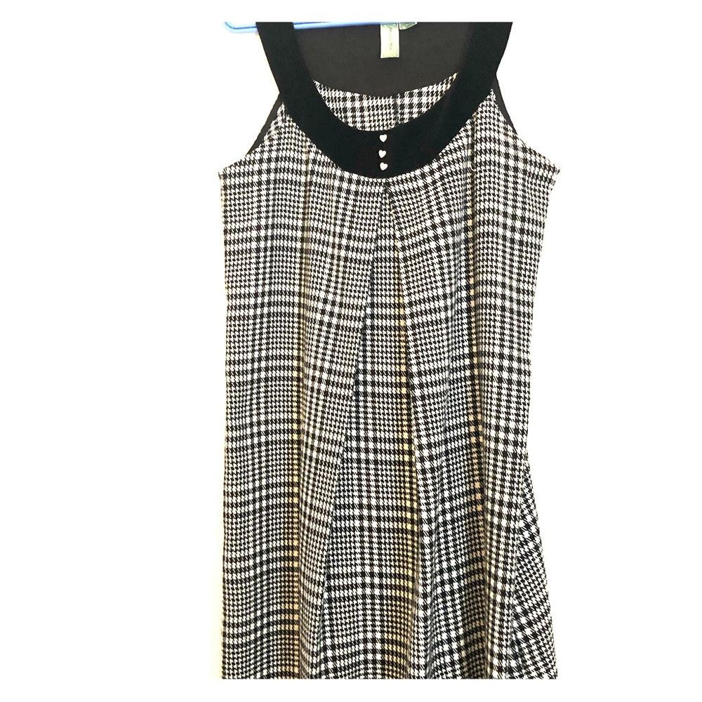 Black and white dress